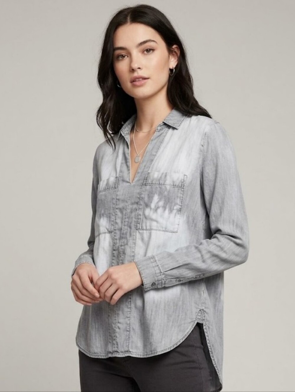 Cloth & Stone Washed Gray Long-Sleeve V-Neck Shirt Medium